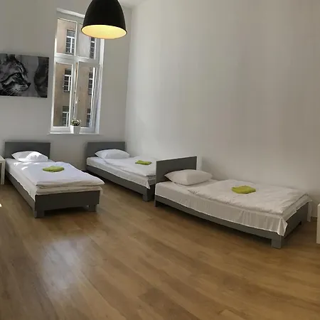 Hostel Green *