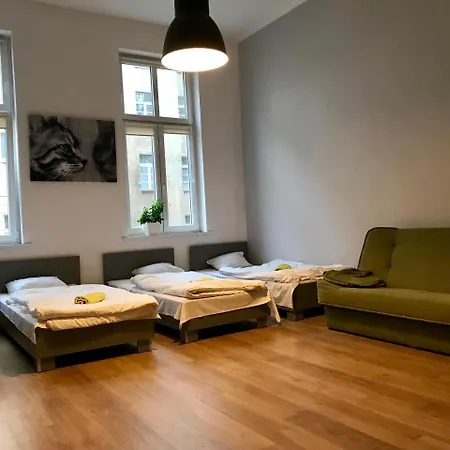 Hostel Green *